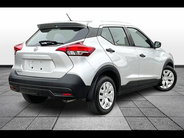 2019 Nissan Kicks S