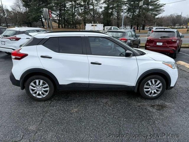2019 Nissan Kicks S