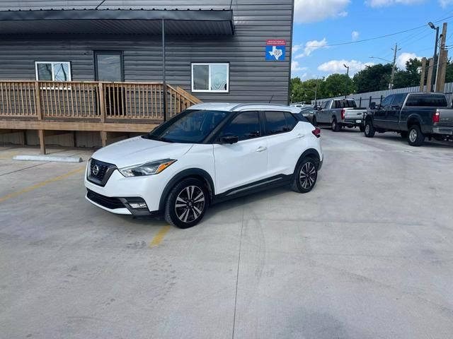 2019 Nissan Kicks SR