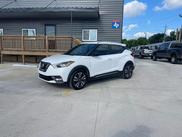 2019 Nissan Kicks SR