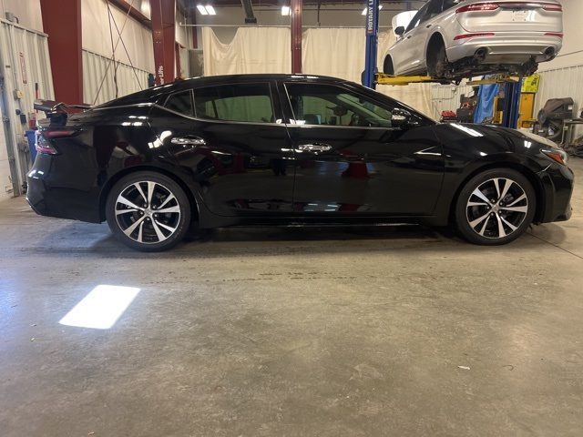 2019 Nissan Maxima SL