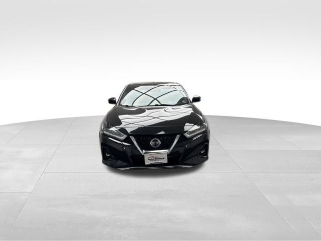 2019 Nissan Maxima SR