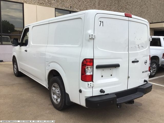 2019 Nissan NV SV