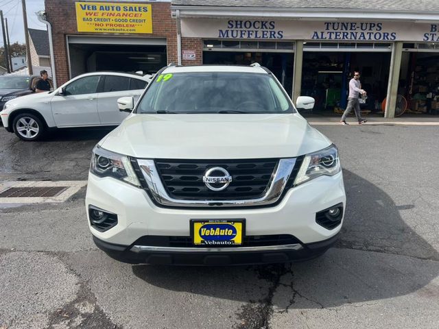 2019 Nissan Pathfinder Platinum