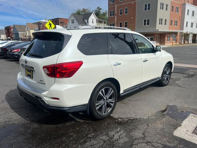 2019 Nissan Pathfinder Platinum