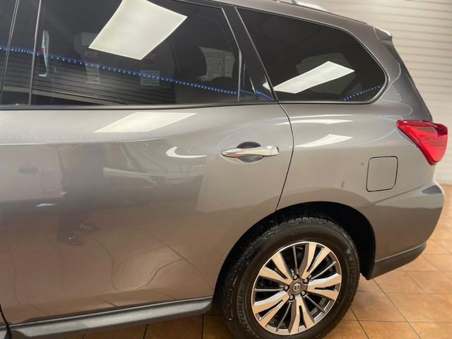 2019 Nissan Pathfinder S