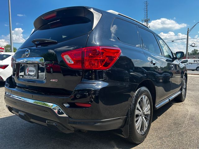 2019 Nissan Pathfinder S