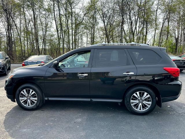 2019 Nissan Pathfinder S