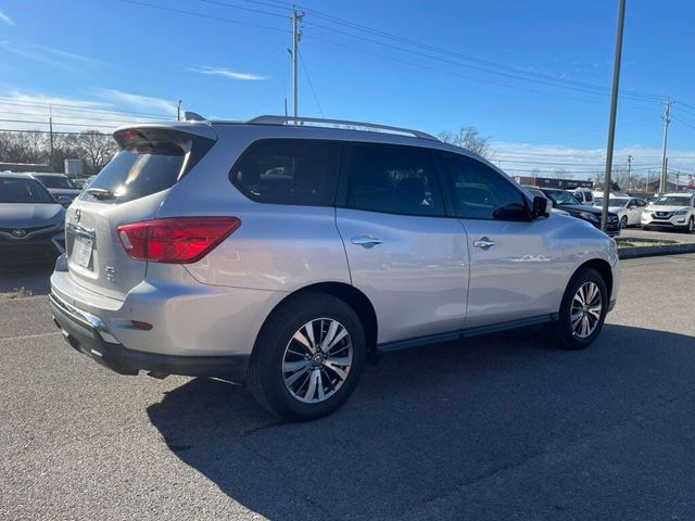 2019 Nissan Pathfinder SL