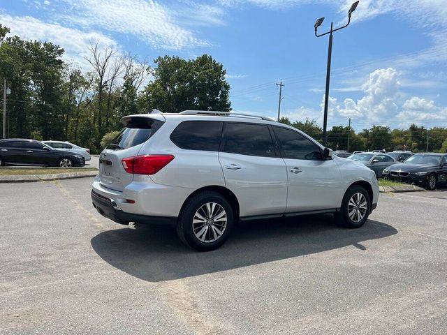 2019 Nissan Pathfinder SL