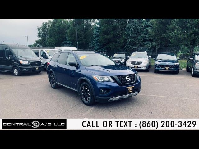 2019 Nissan Pathfinder SL