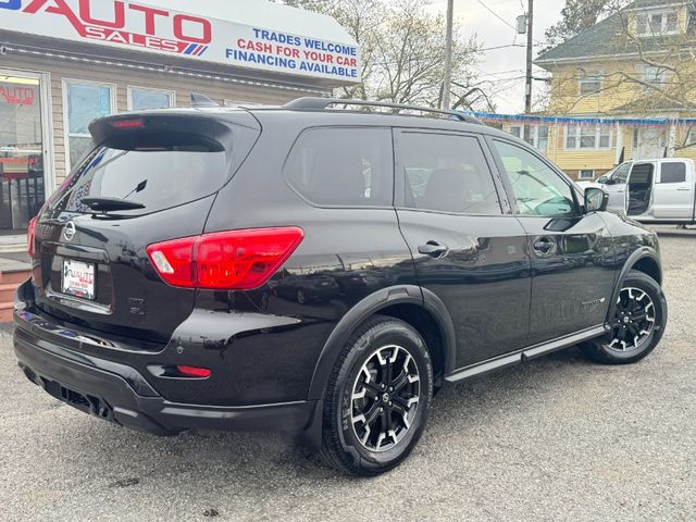 2019 Nissan Pathfinder SL