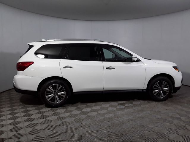 2019 Nissan Pathfinder SV