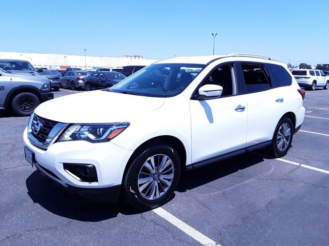 2019 Nissan Pathfinder SV