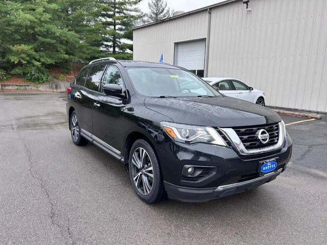 2019 Nissan Pathfinder Platinum
