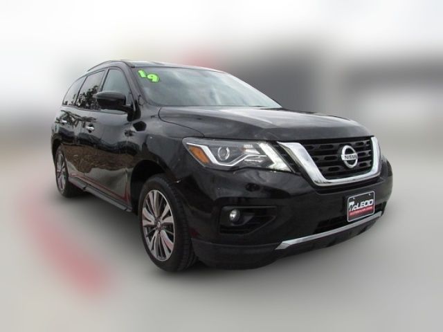 2019 Nissan Pathfinder SL