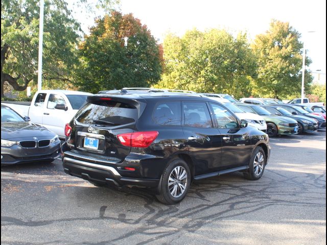 2019 Nissan Pathfinder SV