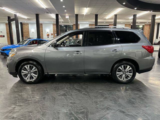 2019 Nissan Pathfinder SV