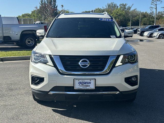 2019 Nissan Pathfinder Platinum