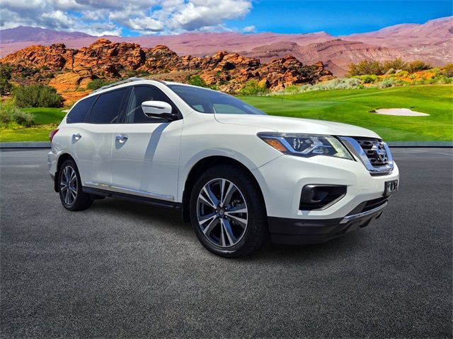 2019 Nissan Pathfinder Platinum