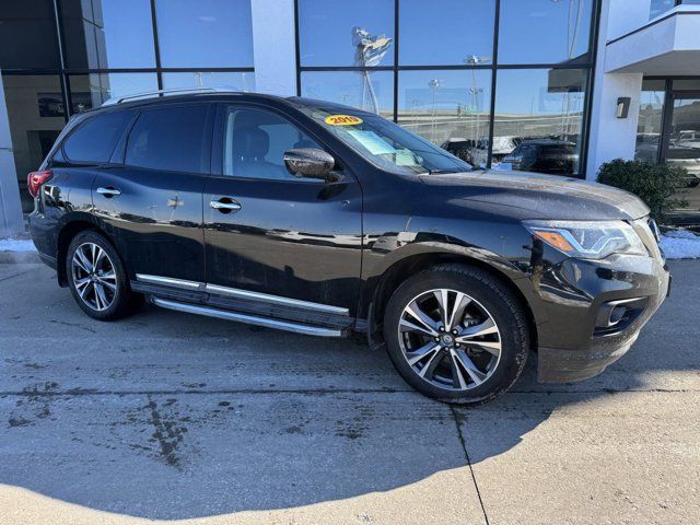 2019 Nissan Pathfinder Platinum