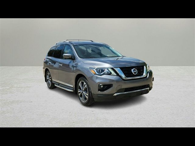 2019 Nissan Pathfinder Platinum