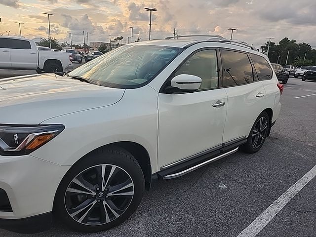 2019 Nissan Pathfinder Platinum