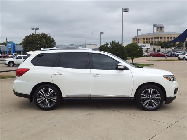 2019 Nissan Pathfinder Platinum