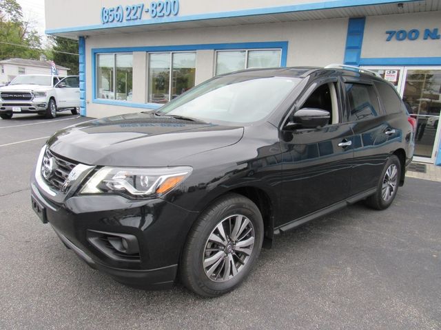 2019 Nissan Pathfinder SL