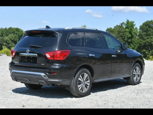 2019 Nissan Pathfinder S