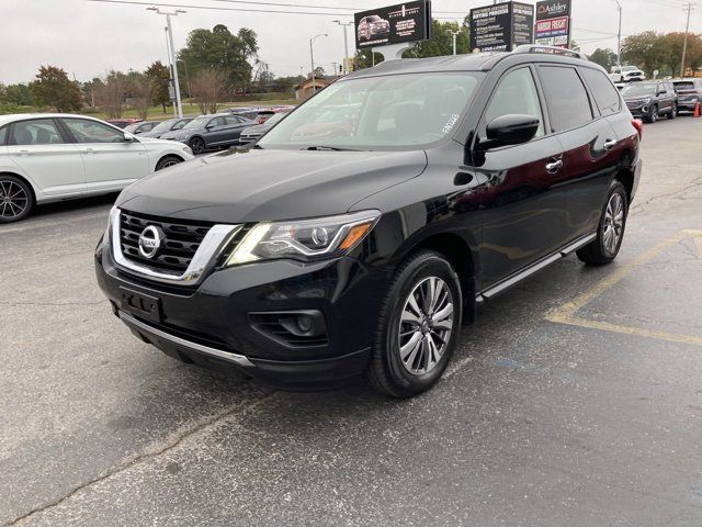 2019 Nissan Pathfinder S