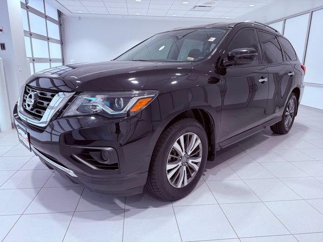 2019 Nissan Pathfinder S