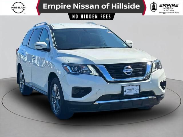 2019 Nissan Pathfinder S