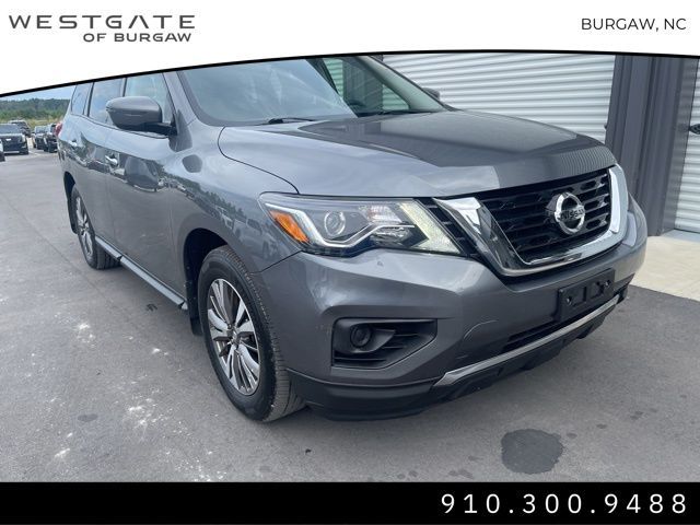 2019 Nissan Pathfinder S