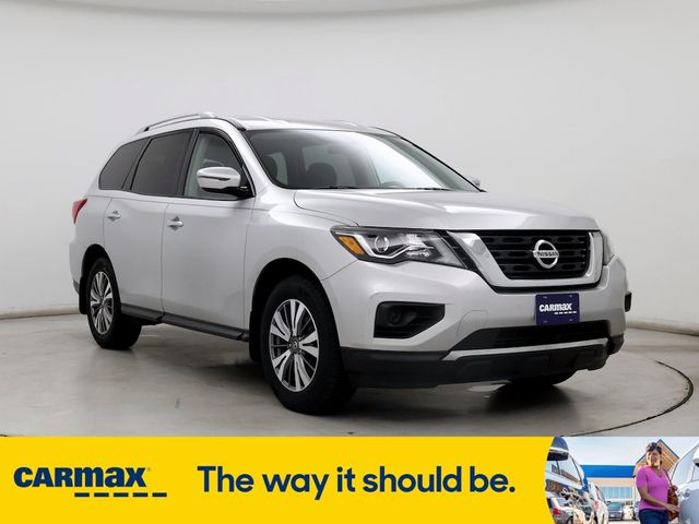 2019 Nissan Pathfinder S