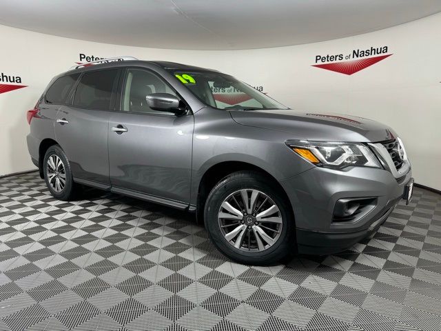 2019 Nissan Pathfinder S