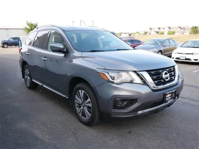 2019 Nissan Pathfinder S