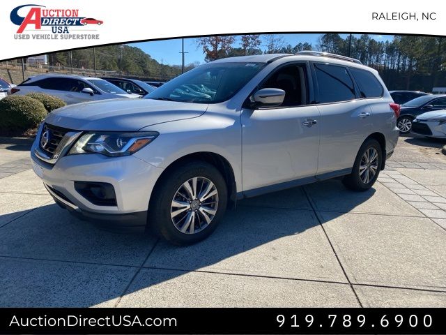 2019 Nissan Pathfinder S