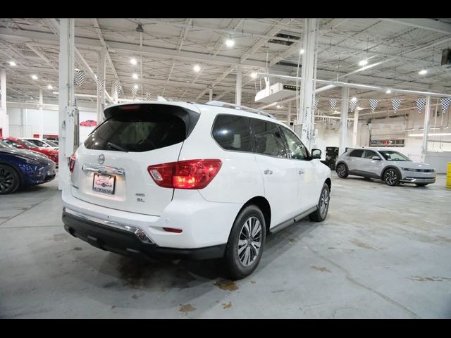 2019 Nissan Pathfinder SL