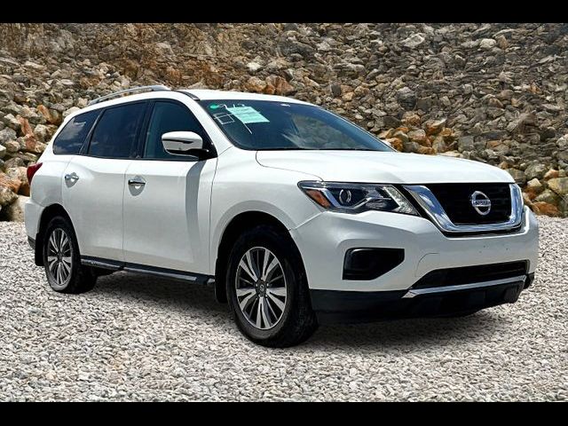 2019 Nissan Pathfinder S