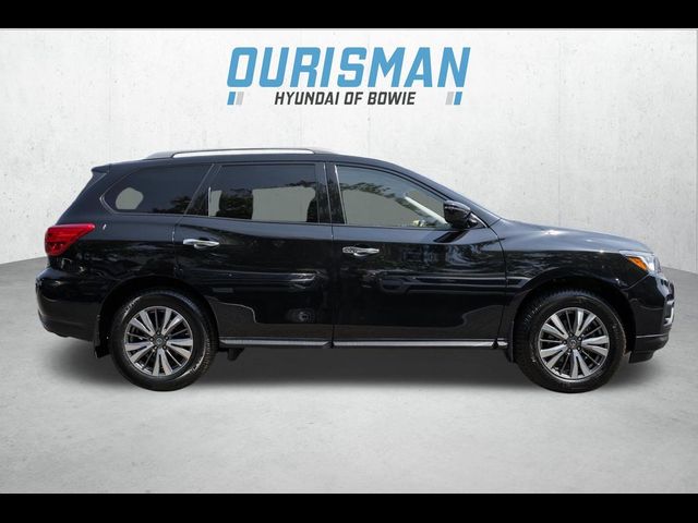 2019 Nissan Pathfinder S