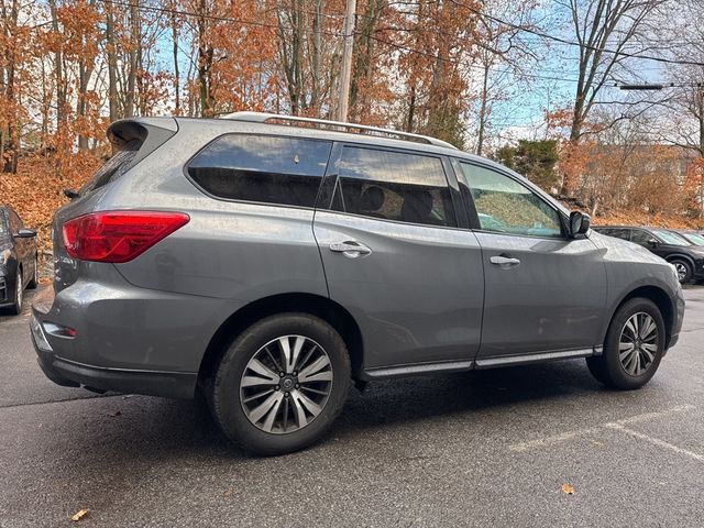 2019 Nissan Pathfinder S