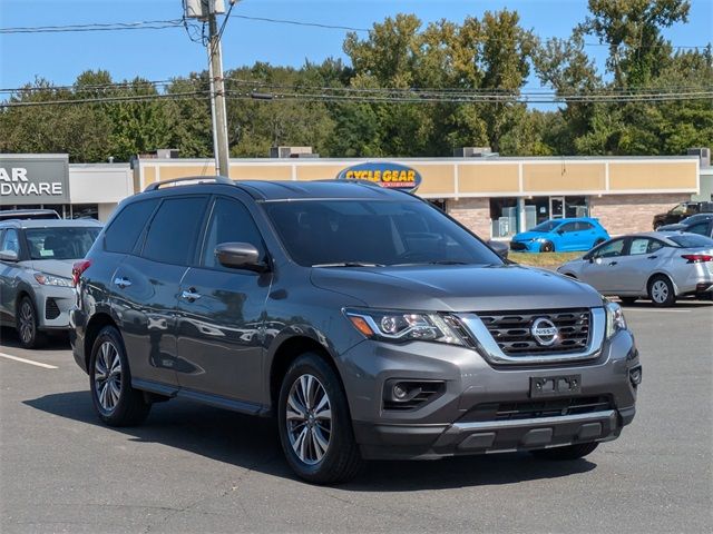 2019 Nissan Pathfinder S