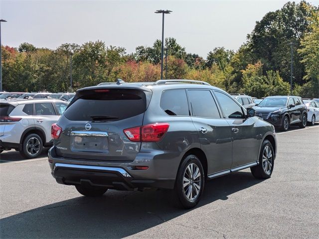 2019 Nissan Pathfinder S