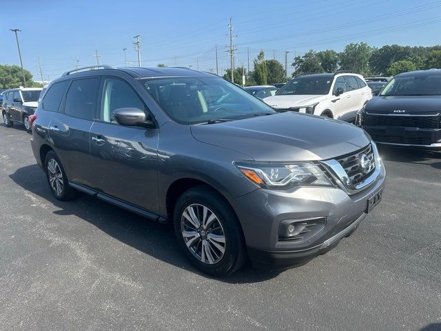 2019 Nissan Pathfinder S