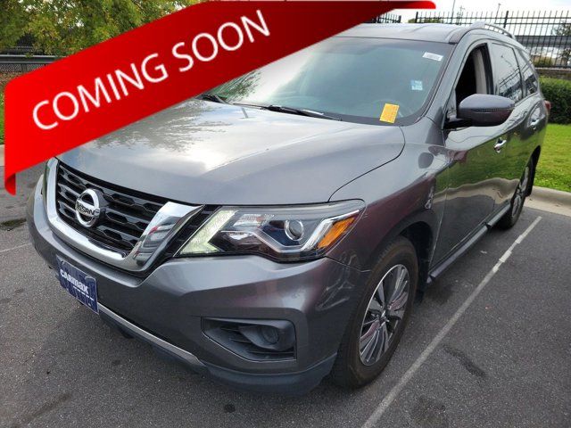 2019 Nissan Pathfinder S