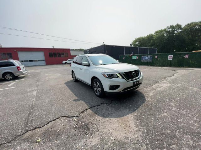 2019 Nissan Pathfinder S