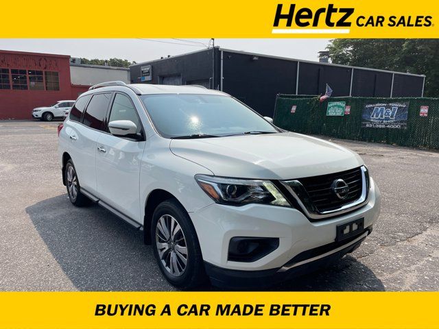 2019 Nissan Pathfinder S