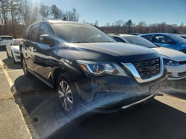 2019 Nissan Pathfinder S