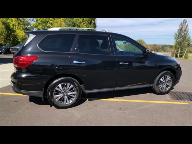 2019 Nissan Pathfinder S